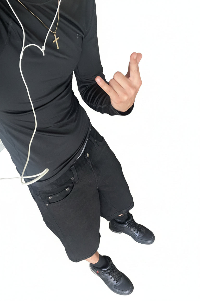 baggy black jorts